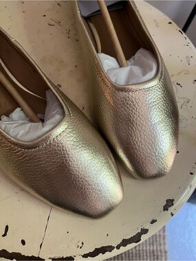 AEROSOLES Amelie Metallic Pearl Ballet Flats